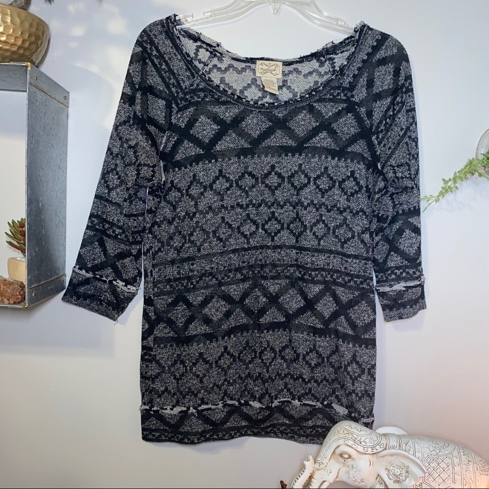 *20% OFF* Eyelash Couture | Shear Top